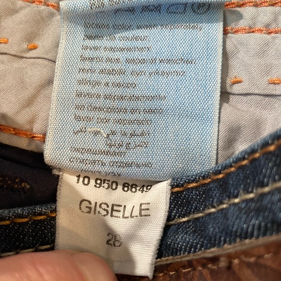 MAVI - Giselle low rise crop jeans capris. Size 28 - Picture 7 of 13